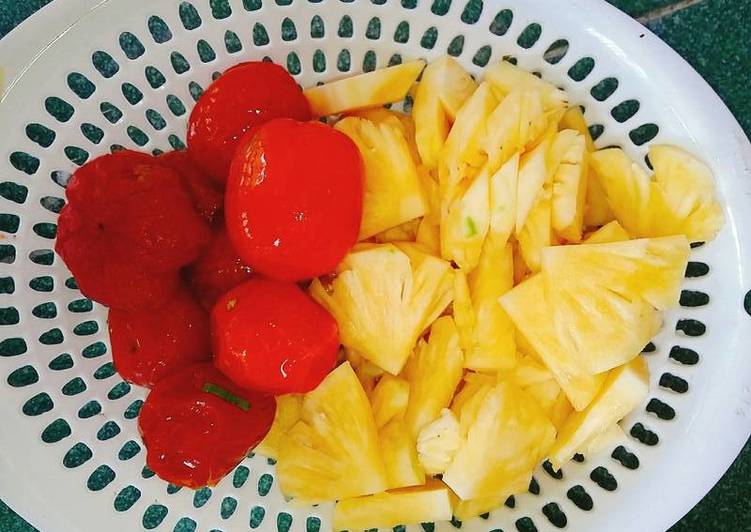 Cách làm sinh tố thơm cà chua và chuối