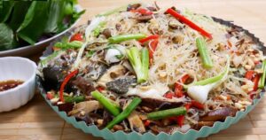 Hướng dẫn các bà nội trợ nấu món cá hấp bún tàu ngon lạ miệng